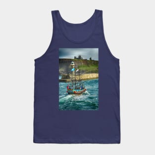 Whitby Harbour, Yorkshire. The Bark Endeavour, Nautical British coast art Tank Top